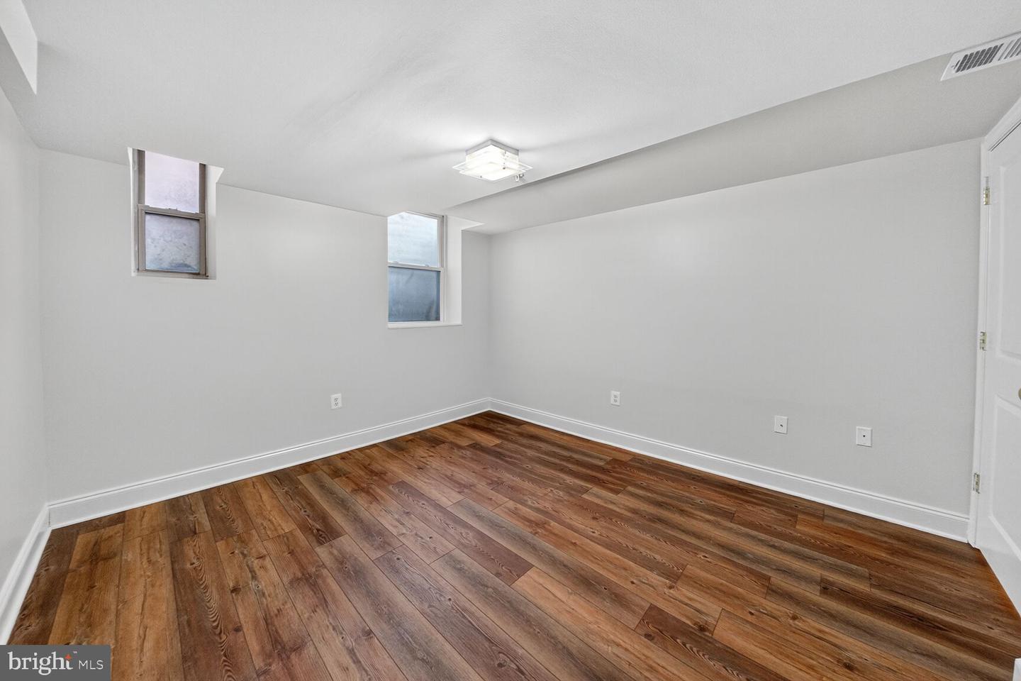 5407 9TH ST NW #8, WASHINGTON, District Of Columbia 20011, 1 Bedroom Bedrooms, ,1 BathroomBathrooms,Residential,For sale,5407 9TH ST NW #8,DCDC2226928 MLS # DCDC2226928
