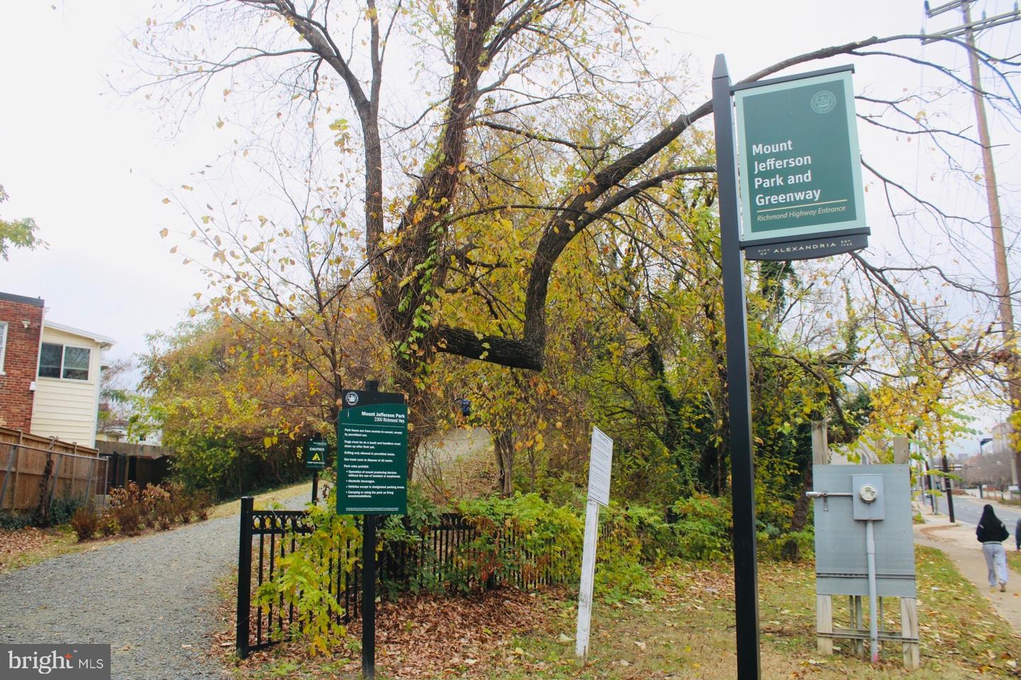 620 MCKENZIE AVE, ALEXANDRIA, Virginia 22301, 3 Bedrooms Bedrooms, 13 Rooms Rooms,2 BathroomsBathrooms,Residential,For sale,620 MCKENZIE AVE,VAAX2050816 MLS # VAAX2050816 620 MCKENZIE AVE, ALEXANDRIA, Virginia 22301, 3 Bedrooms Bedrooms, 13 Rooms Rooms,2 BathroomsBathrooms,Residential,For sale,620 MCKENZIE AVE,VAAX2050816 MLS # VAAX2050816