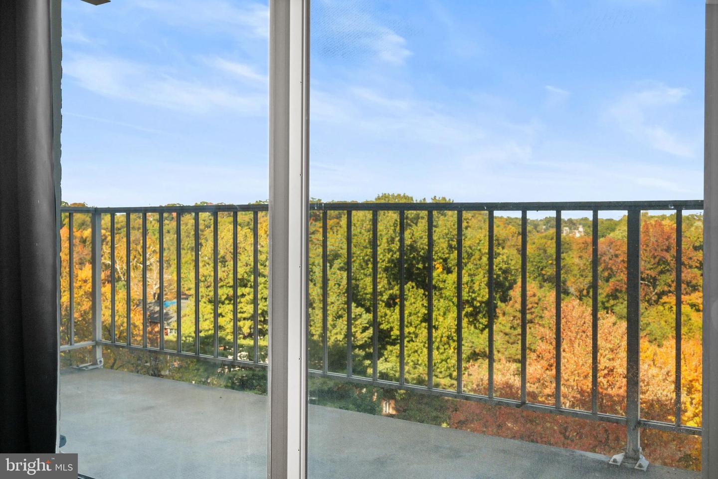 4520 KING ST #601, ALEXANDRIA, Virginia 22302, 1 Bedroom Bedrooms, ,1 BathroomBathrooms,Residential,For sale,4520 KING ST #601,VAAX2050906 MLS # VAAX2050906