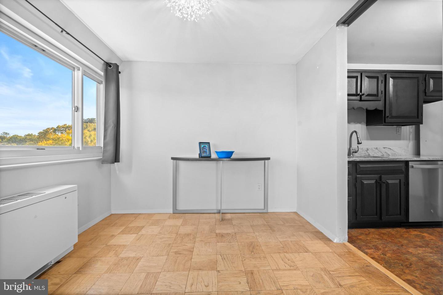 4520 KING ST #601, ALEXANDRIA, Virginia 22302, 1 Bedroom Bedrooms, ,1 BathroomBathrooms,Residential,For sale,4520 KING ST #601,VAAX2050906 MLS # VAAX2050906