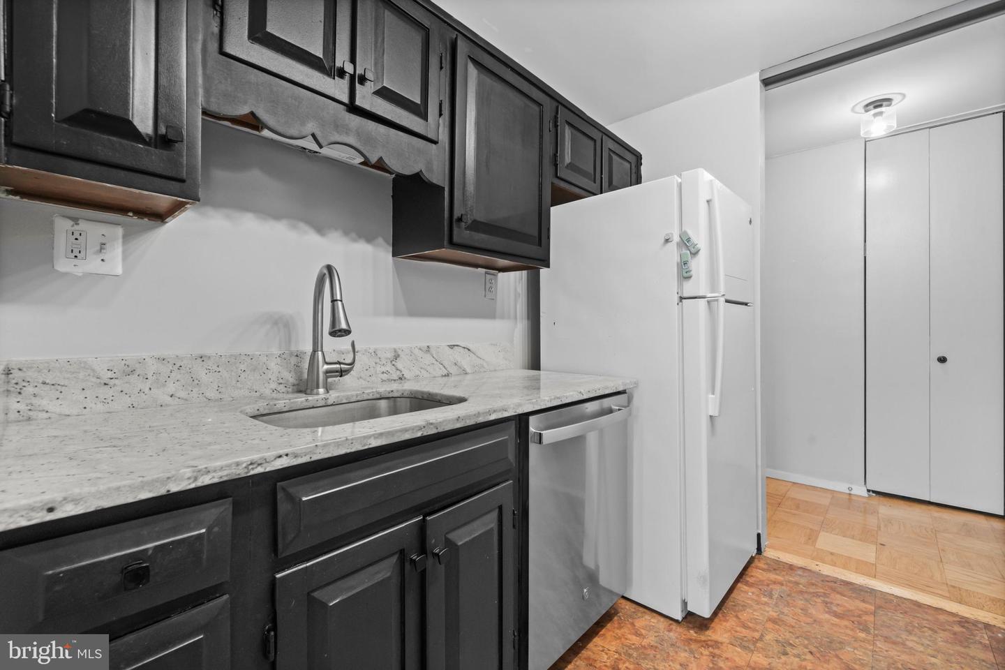 4520 KING ST #601, ALEXANDRIA, Virginia 22302, 1 Bedroom Bedrooms, ,1 BathroomBathrooms,Residential,For sale,4520 KING ST #601,VAAX2050906 MLS # VAAX2050906