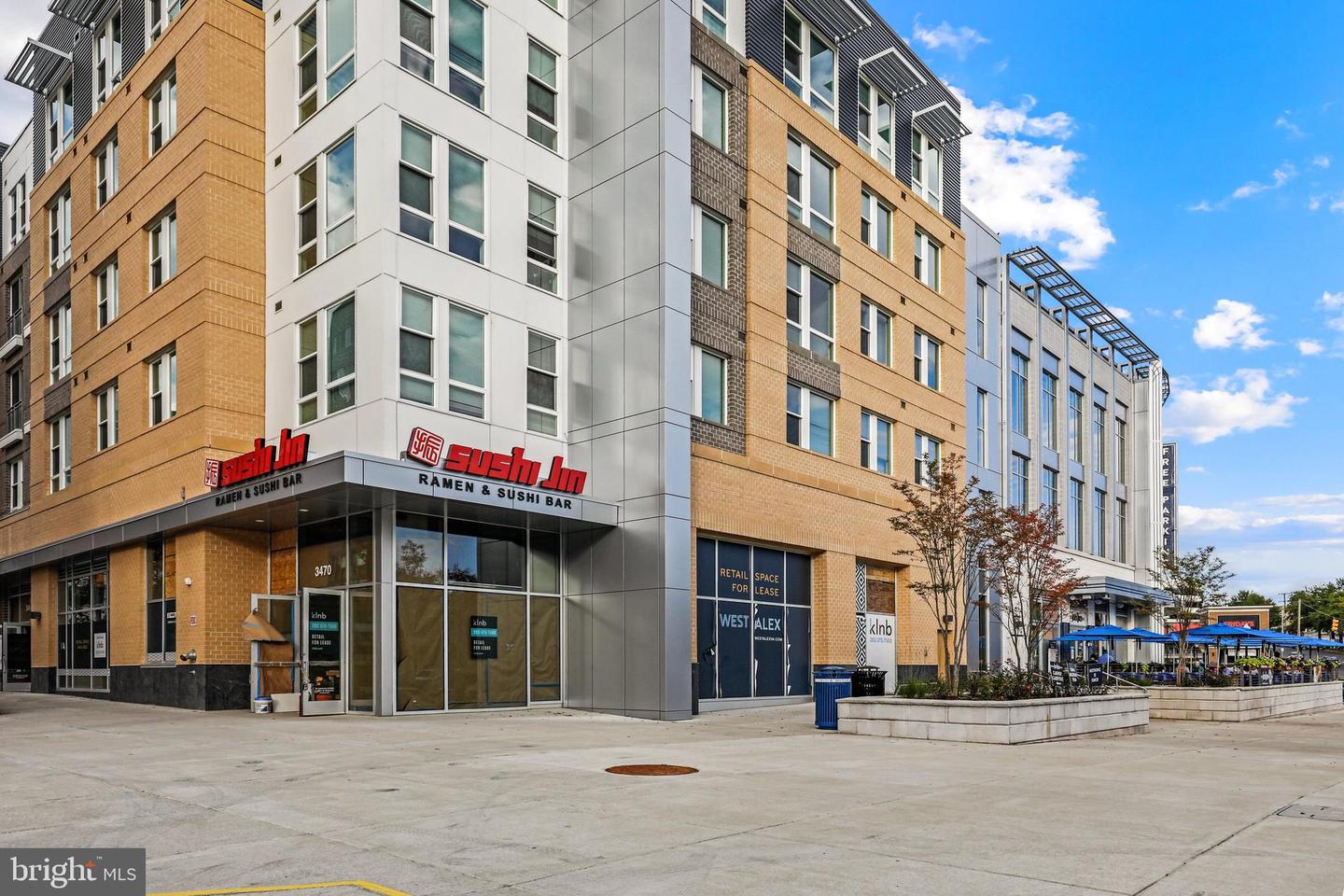 4520 KING ST #601, ALEXANDRIA, Virginia 22302, 1 Bedroom Bedrooms, ,1 BathroomBathrooms,Residential,For sale,4520 KING ST #601,VAAX2050906 MLS # VAAX2050906