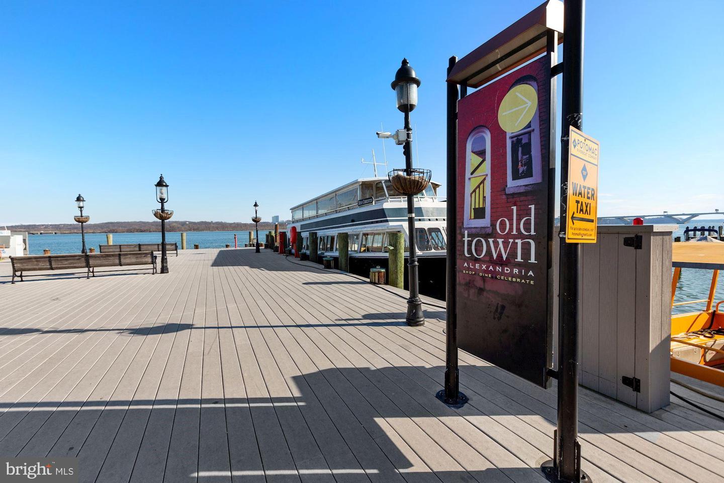 4520 KING ST #601, ALEXANDRIA, Virginia 22302, 1 Bedroom Bedrooms, ,1 BathroomBathrooms,Residential,For sale,4520 KING ST #601,VAAX2050906 MLS # VAAX2050906