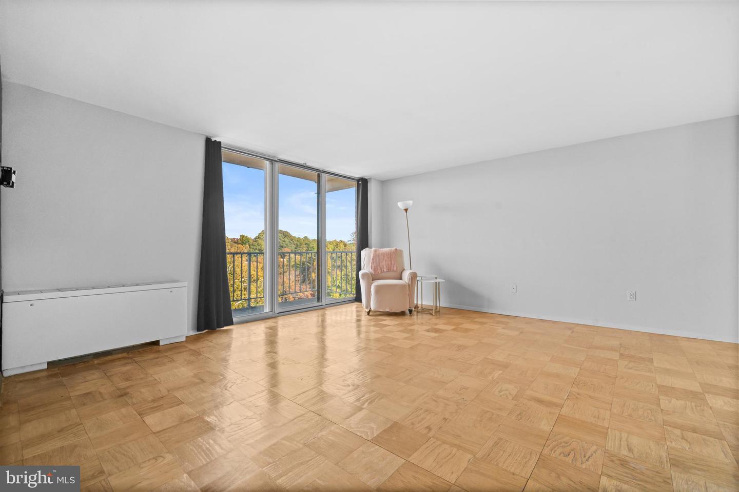 4520 KING ST #601, ALEXANDRIA, Virginia 22302, 1 Bedroom Bedrooms, ,1 BathroomBathrooms,Residential,For sale,4520 KING ST #601,VAAX2050906 MLS # VAAX2050906