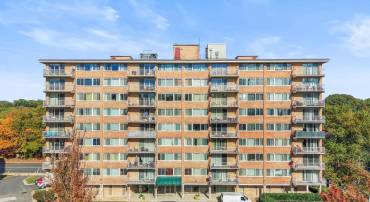 4520 KING ST #601, ALEXANDRIA, Virginia 22302, 1 Bedroom Bedrooms, ,1 BathroomBathrooms,Residential,For sale,4520 KING ST #601,VAAX2050906 MLS # VAAX2050906