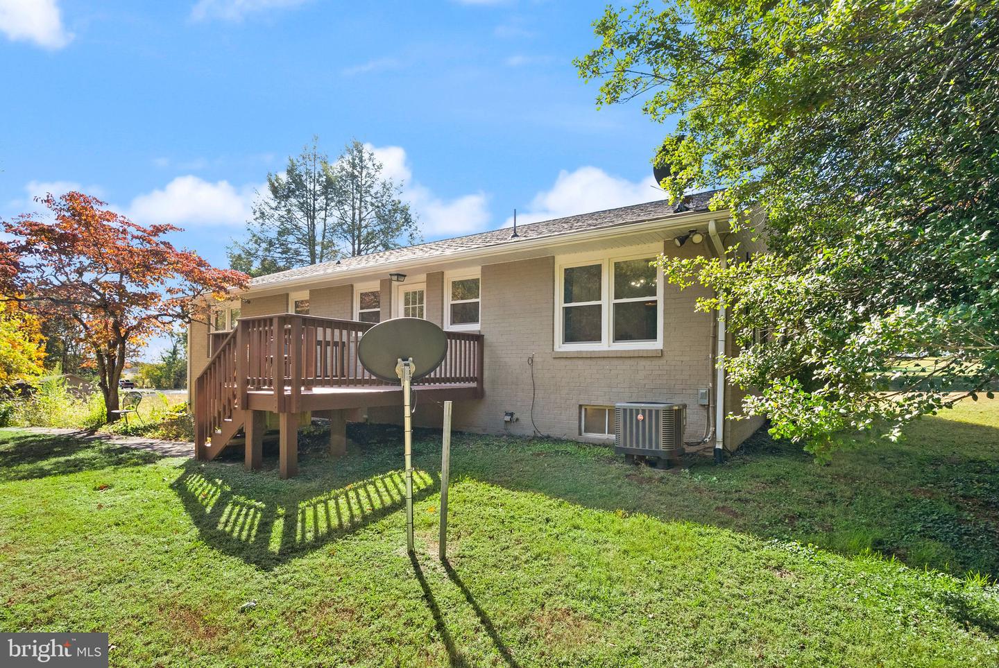 5426 GERMANTOWN RD, MIDLAND, Virginia 22728, 3 Bedrooms Bedrooms, ,2 BathroomsBathrooms,Residential,For sale,5426 GERMANTOWN RD,VAFQ2019424 MLS # VAFQ2019424