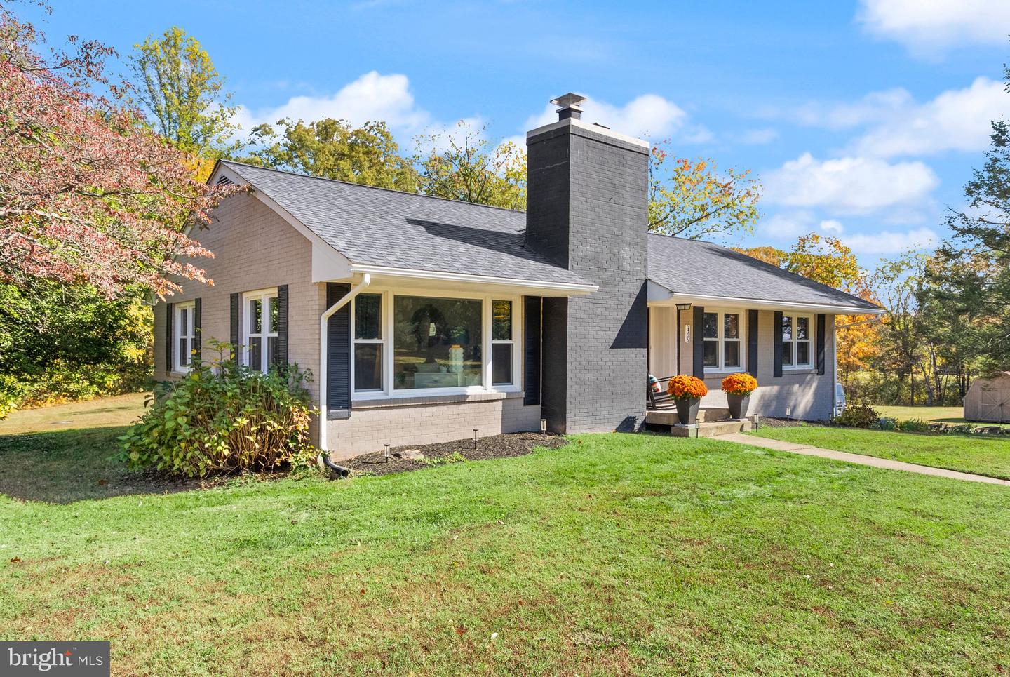 5426 GERMANTOWN RD, MIDLAND, Virginia 22728, 3 Bedrooms Bedrooms, ,2 BathroomsBathrooms,Residential,For sale,5426 GERMANTOWN RD,VAFQ2019424 MLS # VAFQ2019424