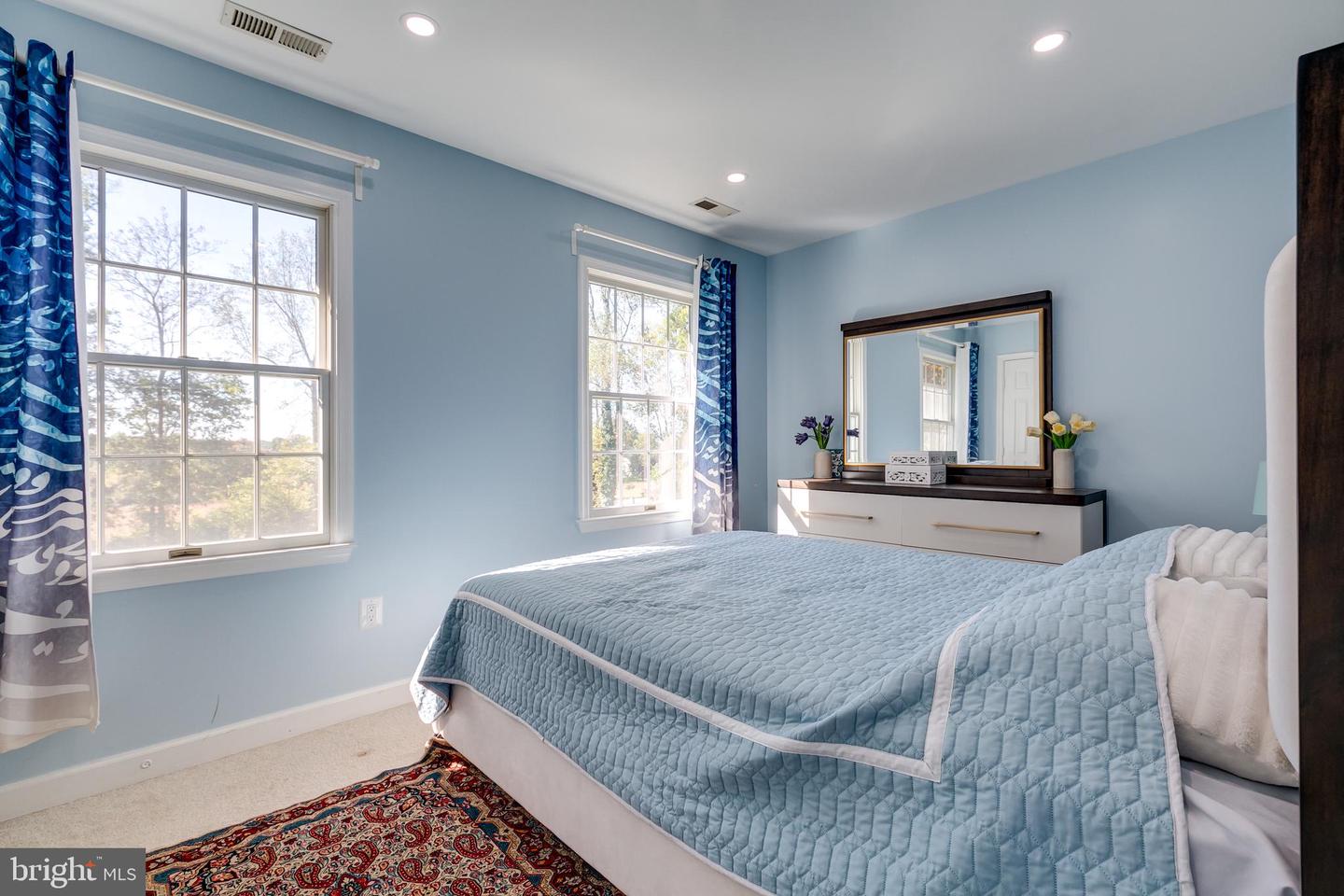 7286 RIDGEDALE DR, WARRENTON, Virginia 20186, 4 Bedrooms Bedrooms, ,3 BathroomsBathrooms,Residential,For sale,7286 RIDGEDALE DR,VAFQ2019426 MLS # VAFQ2019426