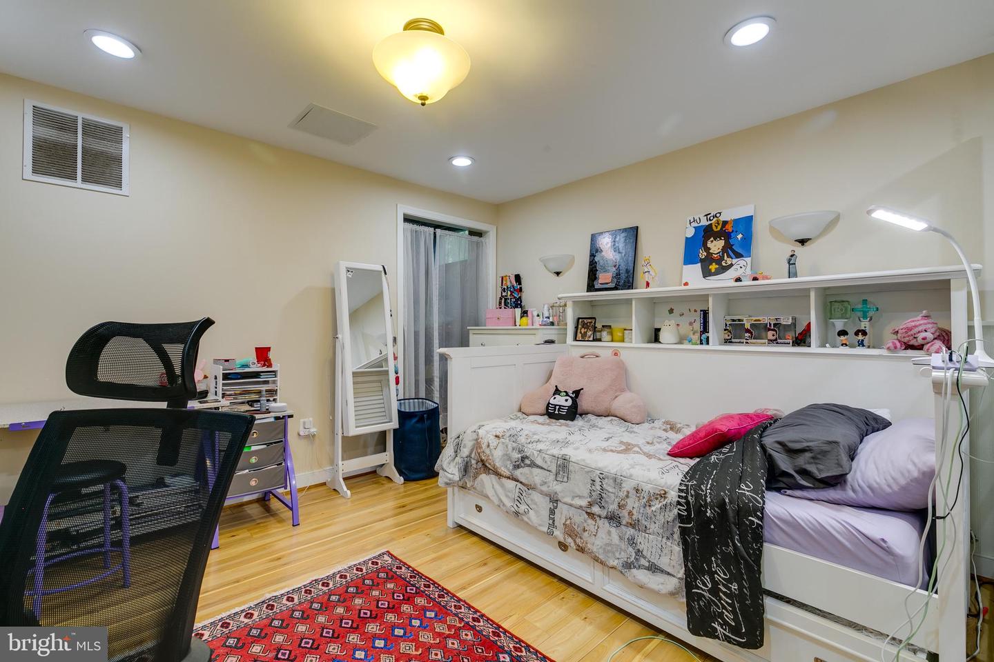 7286 RIDGEDALE DR, WARRENTON, Virginia 20186, 4 Bedrooms Bedrooms, ,3 BathroomsBathrooms,Residential,For sale,7286 RIDGEDALE DR,VAFQ2019426 MLS # VAFQ2019426