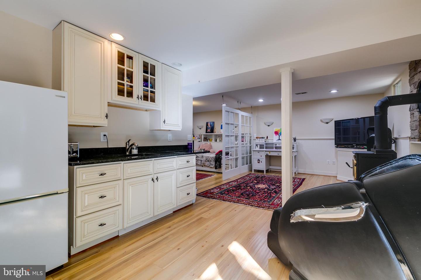 7286 RIDGEDALE DR, WARRENTON, Virginia 20186, 4 Bedrooms Bedrooms, ,3 BathroomsBathrooms,Residential,For sale,7286 RIDGEDALE DR,VAFQ2019426 MLS # VAFQ2019426