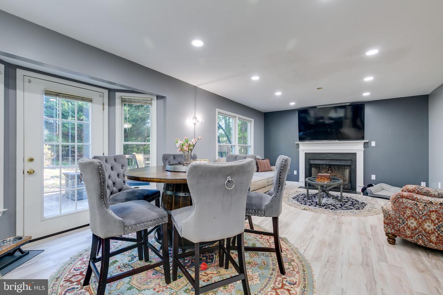 7286 RIDGEDALE DR, WARRENTON, Virginia 20186, 4 Bedrooms Bedrooms, ,3 BathroomsBathrooms,Residential,For sale,7286 RIDGEDALE DR,VAFQ2019426 MLS # VAFQ2019426