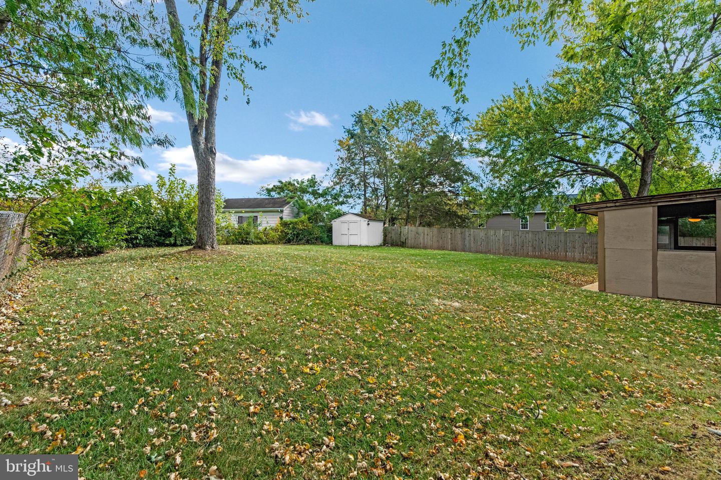 202 N FIR CT, STERLING, Virginia 20164, 3 Bedrooms Bedrooms, 5 Rooms Rooms,2 BathroomsBathrooms,Residential,For sale,202 N FIR CT,VALO2109164 MLS # VALO2109164