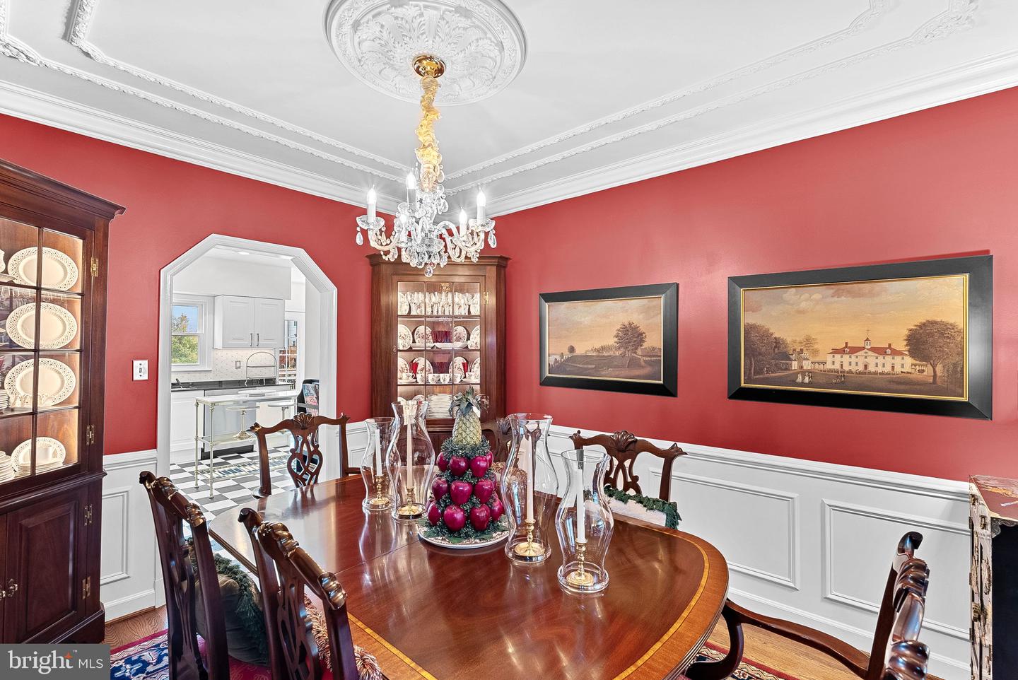 5975 WESCOTT HILLS WAY, ALEXANDRIA, Virginia 22315, 3 Bedrooms Bedrooms, ,3 BathroomsBathrooms,Residential,For sale,5975 WESCOTT HILLS WAY,VAFX2275126 MLS # VAFX2275126
