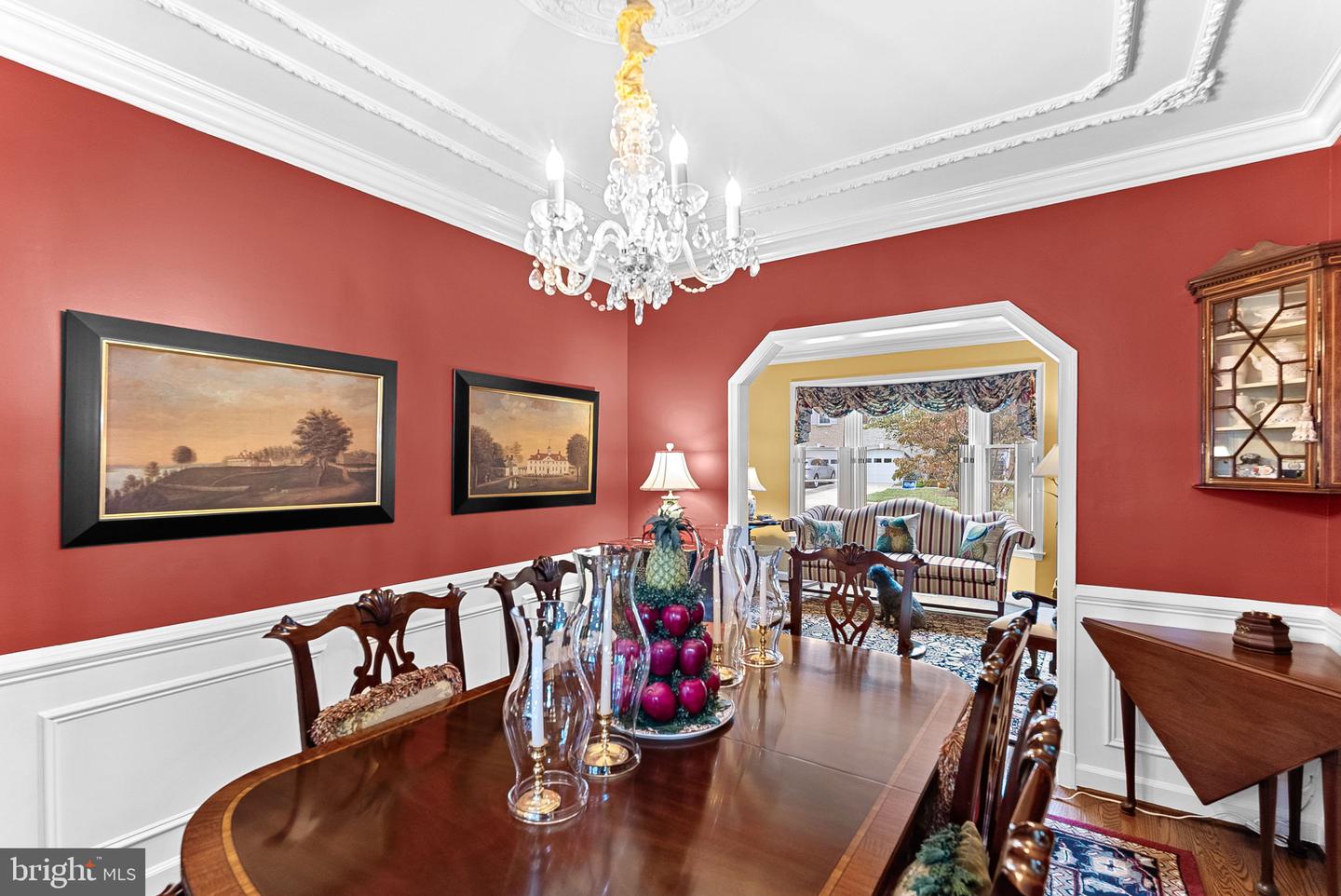 5975 WESCOTT HILLS WAY, ALEXANDRIA, Virginia 22315, 3 Bedrooms Bedrooms, ,3 BathroomsBathrooms,Residential,For sale,5975 WESCOTT HILLS WAY,VAFX2275126 MLS # VAFX2275126