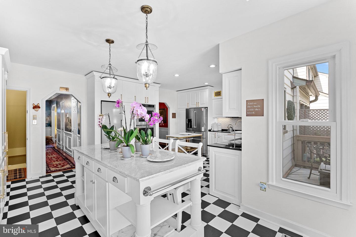 5975 WESCOTT HILLS WAY, ALEXANDRIA, Virginia 22315, 3 Bedrooms Bedrooms, ,3 BathroomsBathrooms,Residential,For sale,5975 WESCOTT HILLS WAY,VAFX2275126 MLS # VAFX2275126