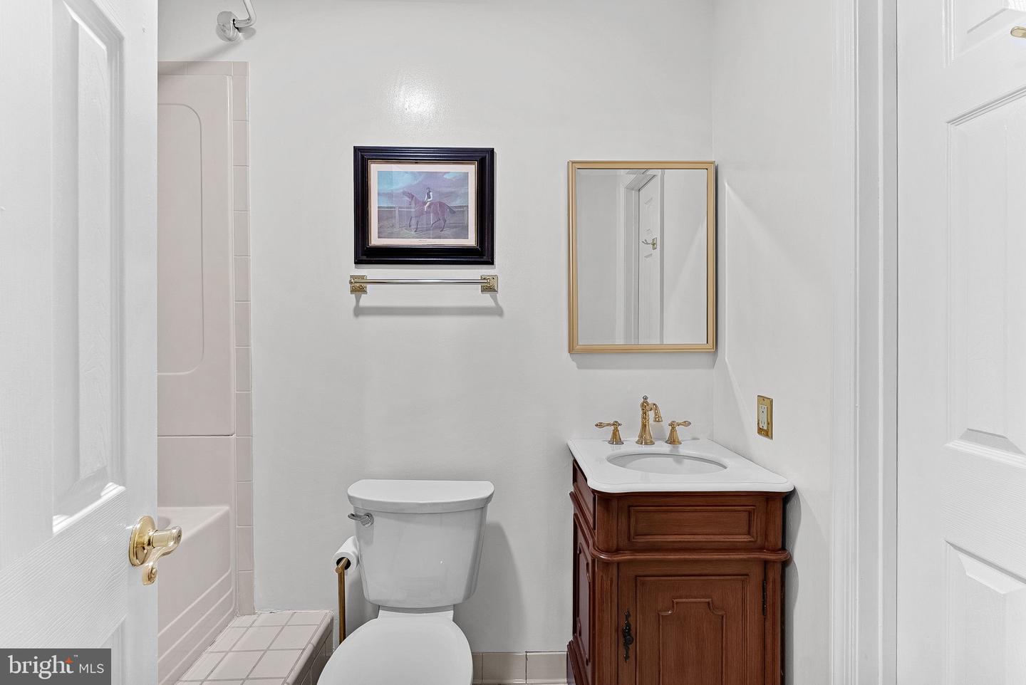 5975 WESCOTT HILLS WAY, ALEXANDRIA, Virginia 22315, 3 Bedrooms Bedrooms, ,3 BathroomsBathrooms,Residential,For sale,5975 WESCOTT HILLS WAY,VAFX2275126 MLS # VAFX2275126