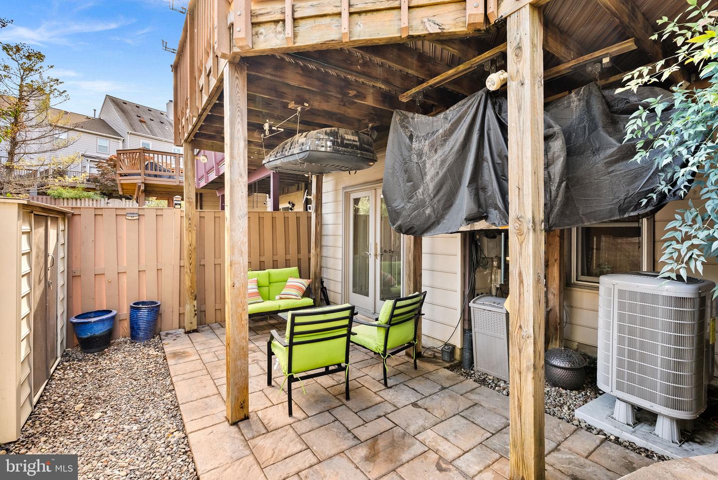 5975 WESCOTT HILLS WAY, ALEXANDRIA, Virginia 22315, 3 Bedrooms Bedrooms, ,3 BathroomsBathrooms,Residential,For sale,5975 WESCOTT HILLS WAY,VAFX2275126 MLS # VAFX2275126
