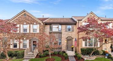 5975 WESCOTT HILLS WAY, ALEXANDRIA, Virginia 22315, 3 Bedrooms Bedrooms, ,3 BathroomsBathrooms,Residential,For sale,5975 WESCOTT HILLS WAY,VAFX2275126 MLS # VAFX2275126