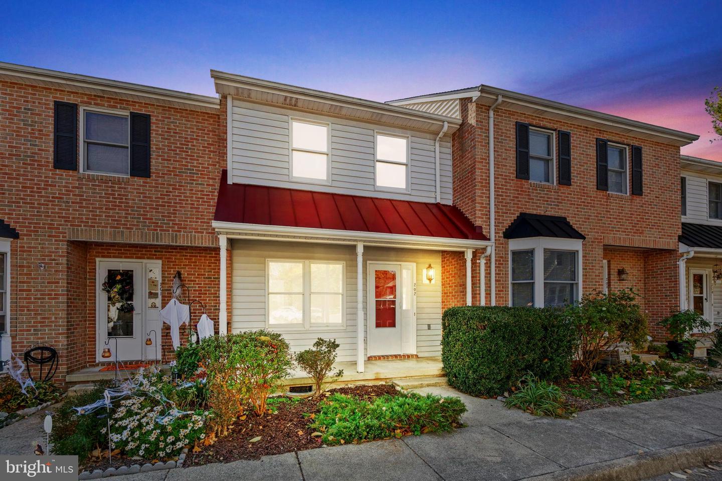 202 WANKOMA DR, REMINGTON, Virginia 22734, 2 Bedrooms Bedrooms, 7 Rooms Rooms,1 BathroomBathrooms,Residential,For sale,202 WANKOMA DR,VAFQ2019448 MLS # VAFQ2019448