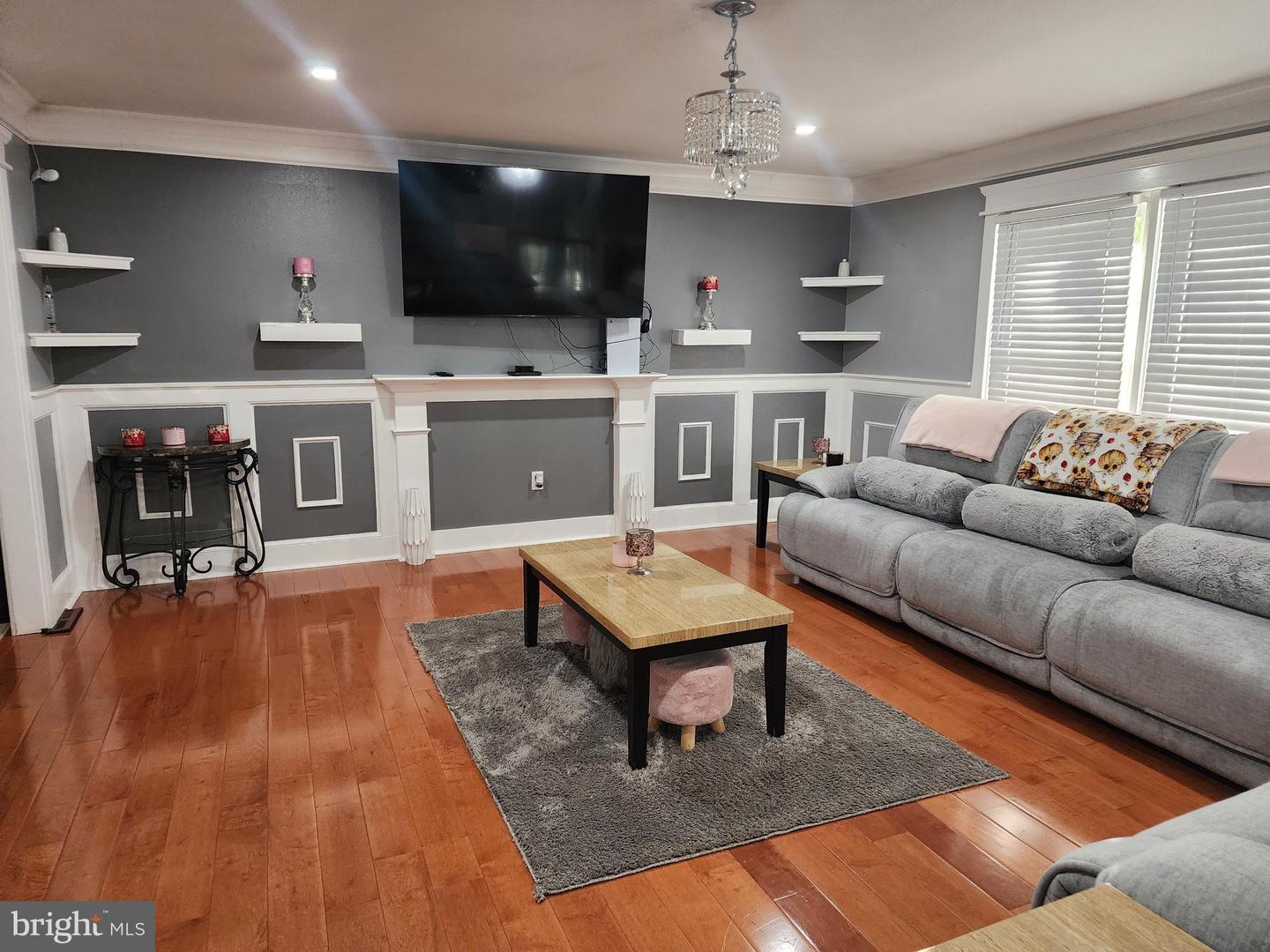 18324 NOB HILL DR, TRIANGLE, Virginia 22172, 5 Bedrooms Bedrooms, ,3 BathroomsBathrooms,Residential,For sale,18324 NOB HILL DR,VAPW2106380 MLS # VAPW2106380