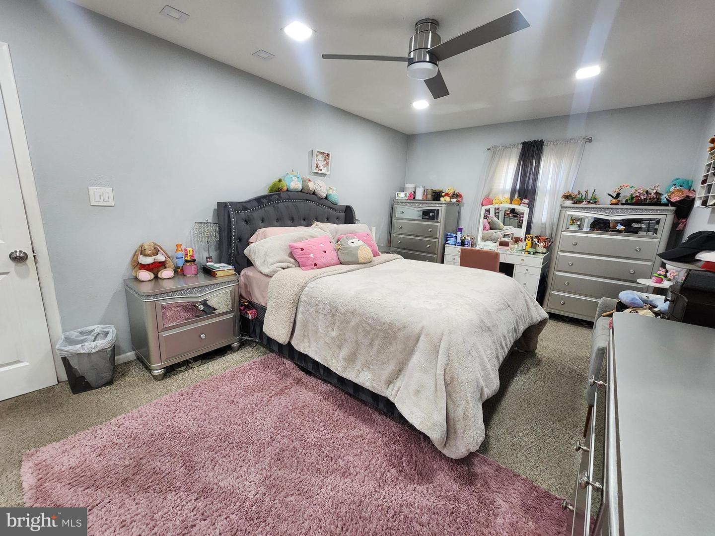 18324 NOB HILL DR, TRIANGLE, Virginia 22172, 5 Bedrooms Bedrooms, ,3 BathroomsBathrooms,Residential,For sale,18324 NOB HILL DR,VAPW2106380 MLS # VAPW2106380