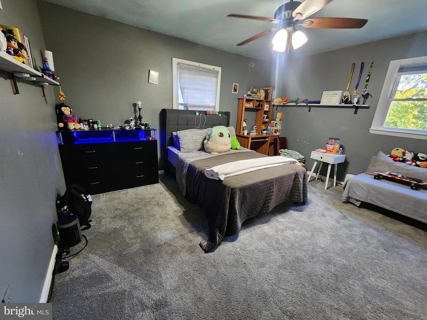 18324 NOB HILL DR, TRIANGLE, Virginia 22172, 5 Bedrooms Bedrooms, ,3 BathroomsBathrooms,Residential,For sale,18324 NOB HILL DR,VAPW2106380 MLS # VAPW2106380