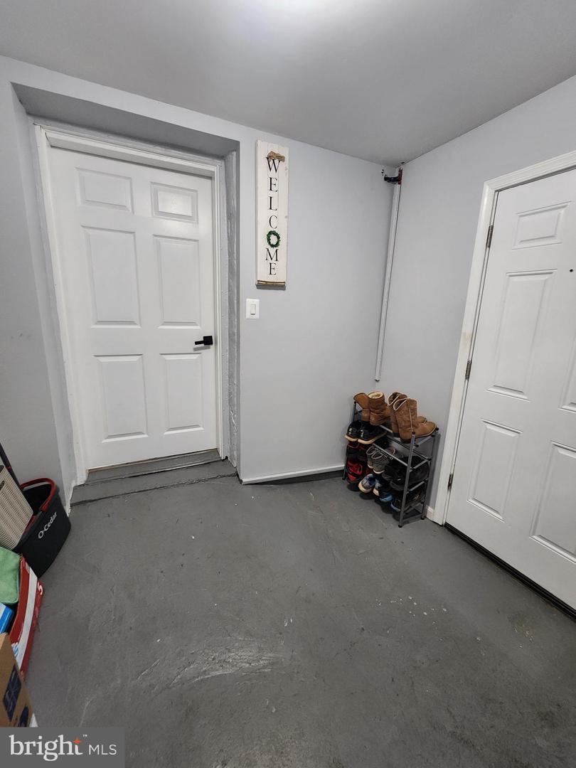 18324 NOB HILL DR, TRIANGLE, Virginia 22172, 5 Bedrooms Bedrooms, ,3 BathroomsBathrooms,Residential,For sale,18324 NOB HILL DR,VAPW2106380 MLS # VAPW2106380