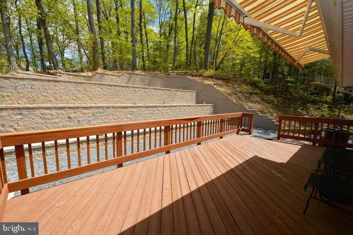 18324 NOB HILL DR, TRIANGLE, Virginia 22172, 5 Bedrooms Bedrooms, ,3 BathroomsBathrooms,Residential,For sale,18324 NOB HILL DR,VAPW2106380 MLS # VAPW2106380