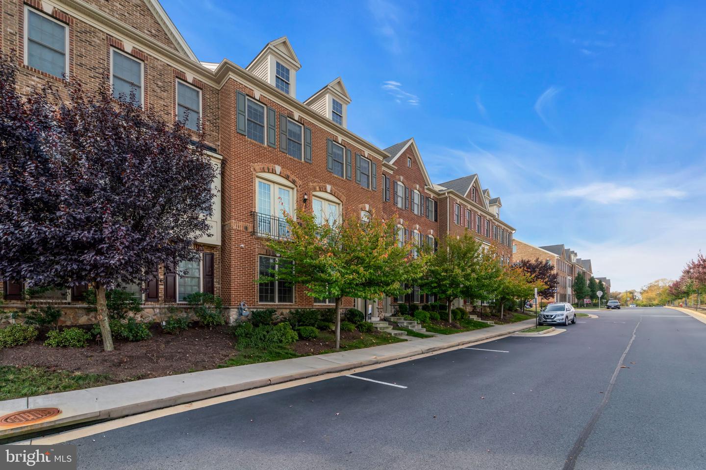 43157 CLARENDON SQ, ASHBURN, Virginia 20148, 3 Bedrooms Bedrooms, ,3 BathroomsBathrooms,Residential,For sale,43157 CLARENDON SQ,VALO2109372 MLS # VALO2109372 43157 CLARENDON SQ, ASHBURN, Virginia 20148, 3 Bedrooms Bedrooms, ,3 BathroomsBathrooms,Residential,For sale,43157 CLARENDON SQ,VALO2109372 MLS # VALO2109372