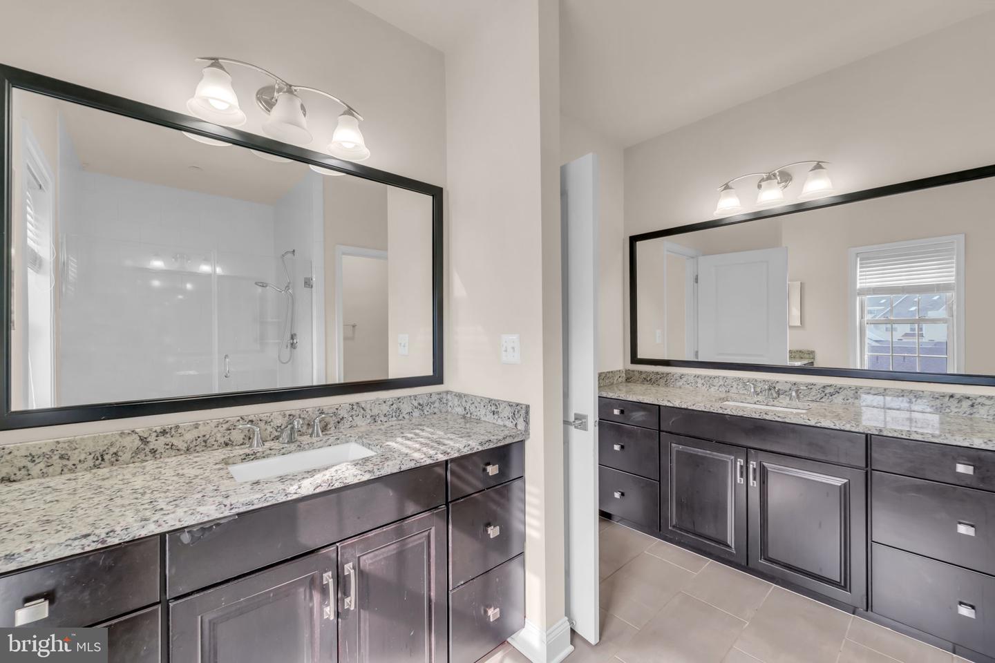 43157 CLARENDON SQ, ASHBURN, Virginia 20148, 3 Bedrooms Bedrooms, ,3 BathroomsBathrooms,Residential,For sale,43157 CLARENDON SQ,VALO2109372 MLS # VALO2109372 43157 CLARENDON SQ, ASHBURN, Virginia 20148, 3 Bedrooms Bedrooms, ,3 BathroomsBathrooms,Residential,For sale,43157 CLARENDON SQ,VALO2109372 MLS # VALO2109372