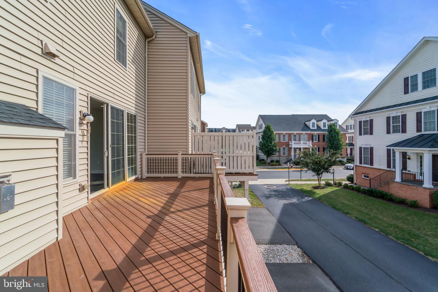 43157 CLARENDON SQ, ASHBURN, Virginia 20148, 3 Bedrooms Bedrooms, ,3 BathroomsBathrooms,Residential,For sale,43157 CLARENDON SQ,VALO2109372 MLS # VALO2109372 43157 CLARENDON SQ, ASHBURN, Virginia 20148, 3 Bedrooms Bedrooms, ,3 BathroomsBathrooms,Residential,For sale,43157 CLARENDON SQ,VALO2109372 MLS # VALO2109372