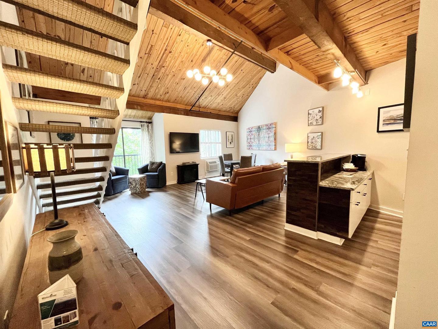 162 MOUNTAIN INN CONDOS, WINTERGREEN, Virginia 22967, 1 Bedroom Bedrooms, ,1 BathroomBathrooms,Residential,For sale,162 MOUNTAIN INN CONDOS,670284 MLS # 670284