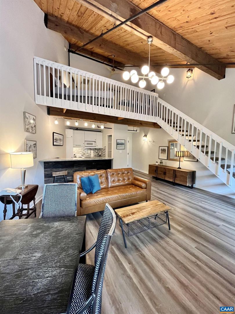 162 MOUNTAIN INN CONDOS, WINTERGREEN, Virginia 22967, 1 Bedroom Bedrooms, ,1 BathroomBathrooms,Residential,For sale,162 MOUNTAIN INN CONDOS,670284 MLS # 670284