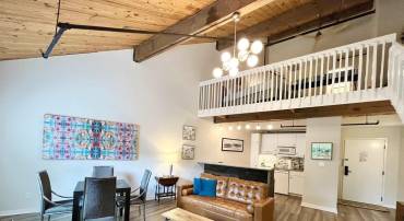 162 MOUNTAIN INN CONDOS, WINTERGREEN, Virginia 22967, 1 Bedroom Bedrooms, ,1 BathroomBathrooms,Residential,For sale,162 MOUNTAIN INN CONDOS,670284 MLS # 670284