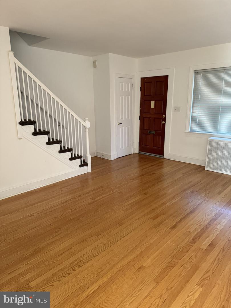 1343 QUEEN ST NE, WASHINGTON, District Of Columbia 20002, 3 Bedrooms Bedrooms, 3 Rooms Rooms,1 BathroomBathrooms,Residential,For sale,1343 QUEEN ST NE,DCDC2228282 MLS # DCDC2228282
