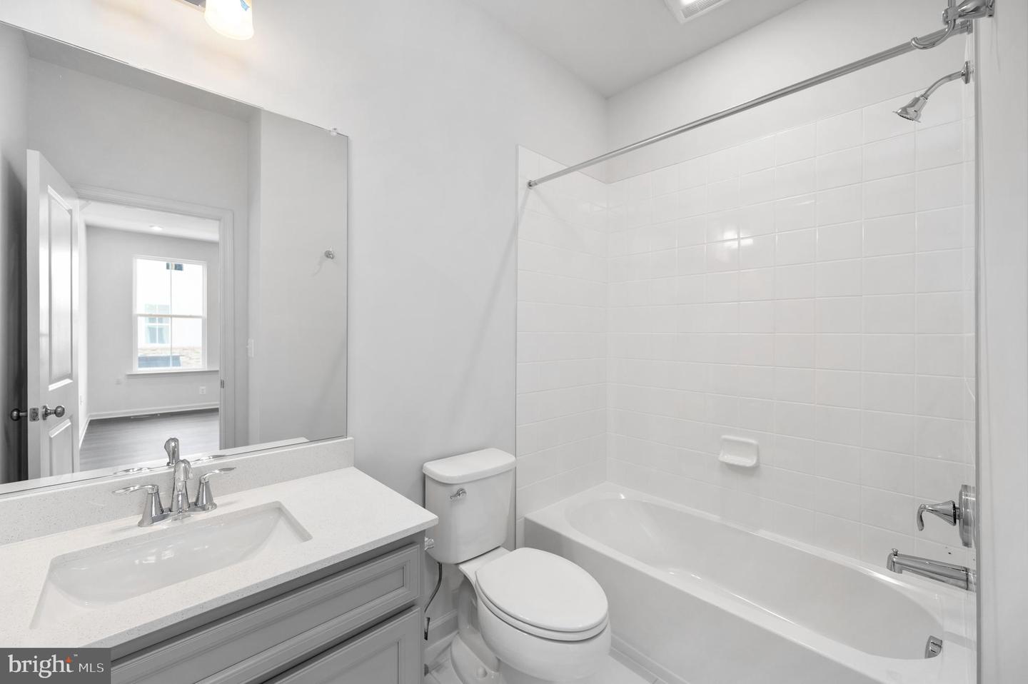 10118 QUEENS WAY, MANASSAS, Virginia 20110, 4 Bedrooms Bedrooms, ,3 BathroomsBathrooms,Residential,For sale,10118 QUEENS WAY,VAMN2009554 MLS # VAMN2009554