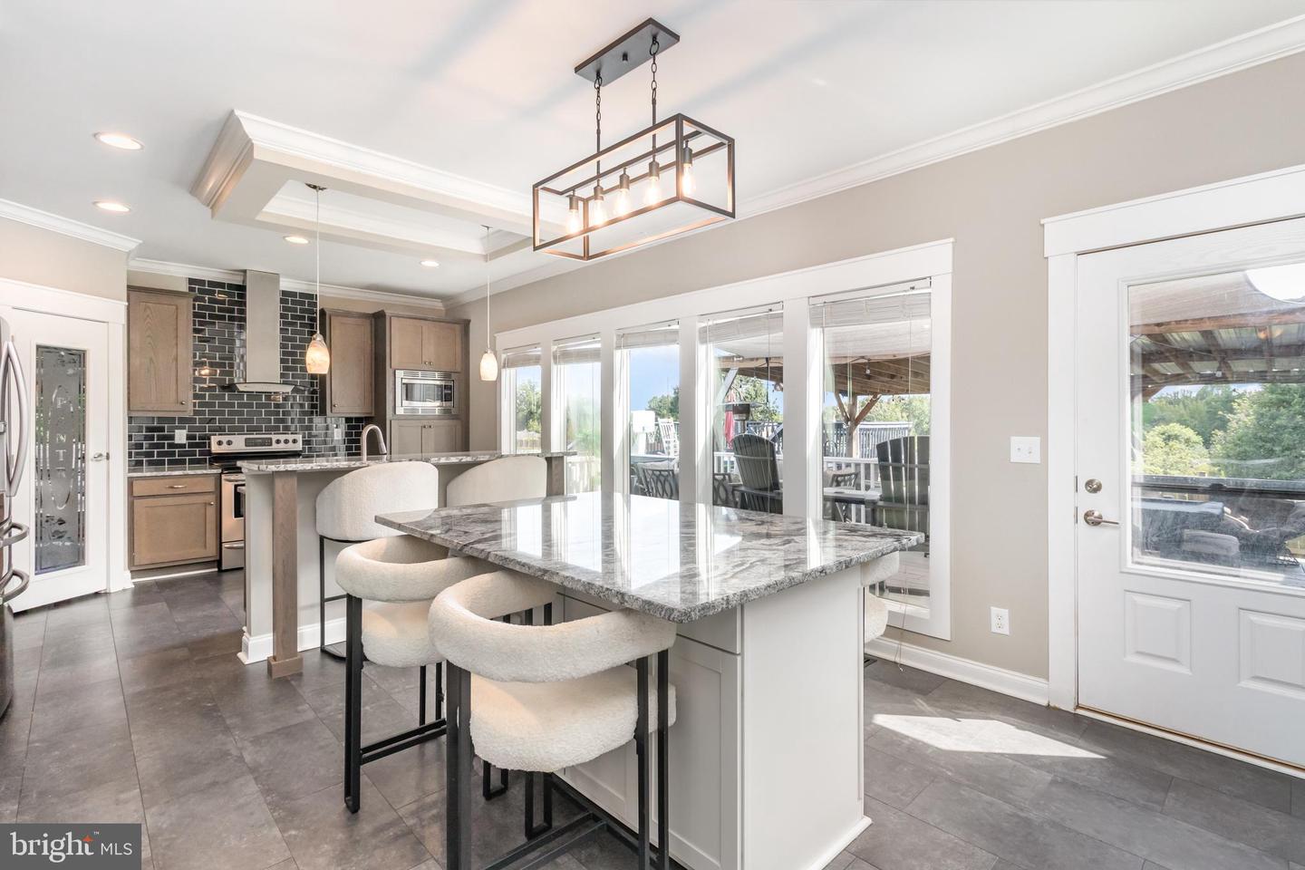 100 HICKORY HILL OVERLOOK CT, FREDERICKSBURG, Virginia 22405, 3 Bedrooms Bedrooms, 10 Rooms Rooms,2 BathroomsBathrooms,Residential,For sale,100 HICKORY HILL OVERLOOK CT,VAST2043718 MLS # VAST2043718