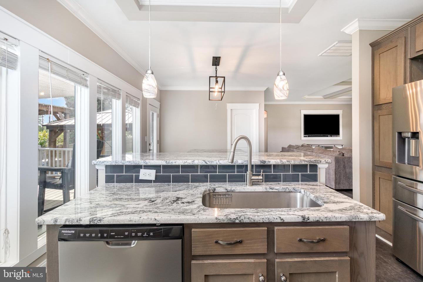 100 HICKORY HILL OVERLOOK CT, FREDERICKSBURG, Virginia 22405, 3 Bedrooms Bedrooms, 10 Rooms Rooms,2 BathroomsBathrooms,Residential,For sale,100 HICKORY HILL OVERLOOK CT,VAST2043718 MLS # VAST2043718