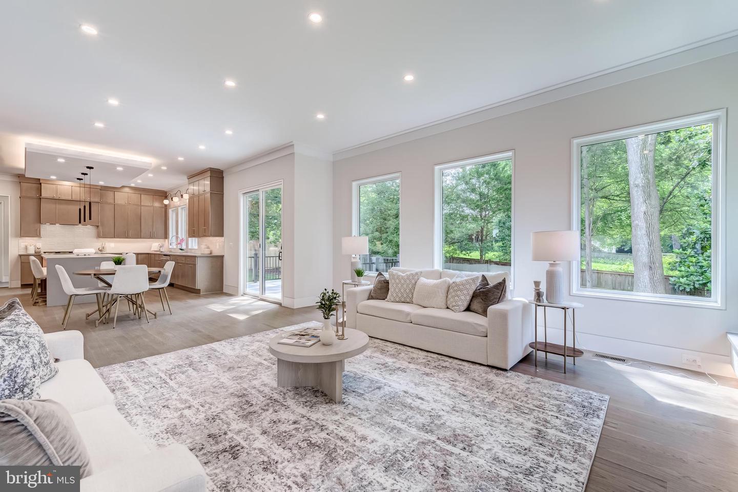 506 KINGSLEY RD SW, VIENNA, Virginia 22180, 6 Bedrooms Bedrooms, ,6 BathroomsBathrooms,Residential,For sale,506 KINGSLEY RD SW,VAFX2275690 MLS # VAFX2275690