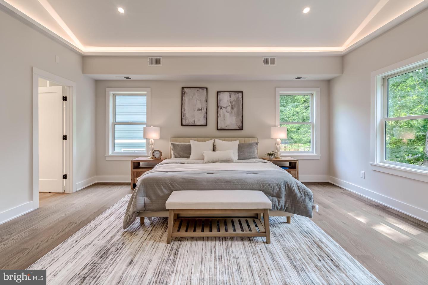 506 KINGSLEY RD SW, VIENNA, Virginia 22180, 6 Bedrooms Bedrooms, ,6 BathroomsBathrooms,Residential,For sale,506 KINGSLEY RD SW,VAFX2275690 MLS # VAFX2275690