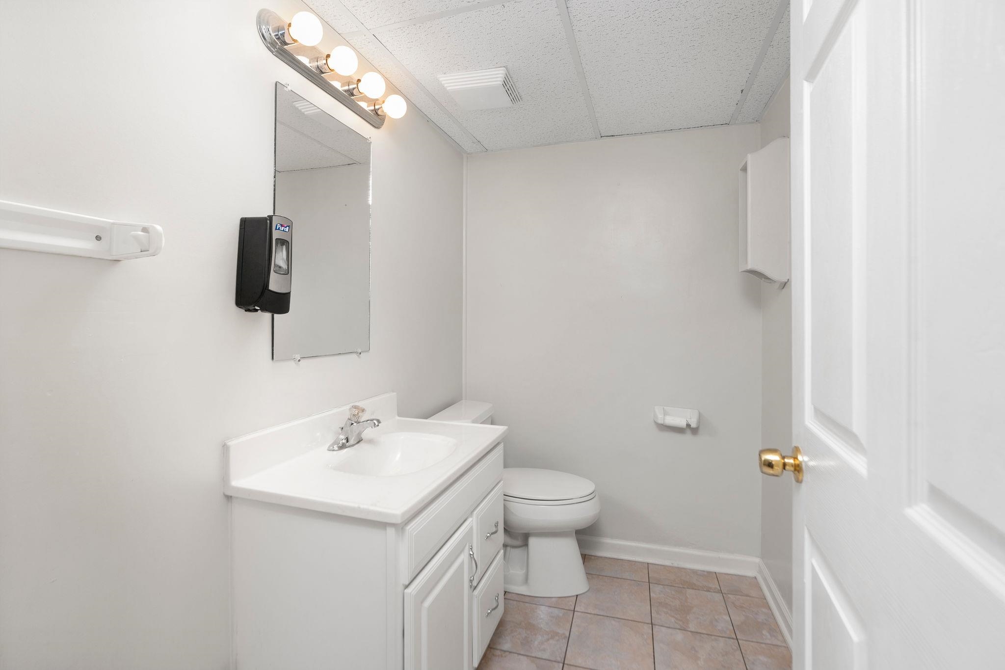 Address not available!, ,Commercial,2408 HICKORY ST,670301 MLS # 670301 Address not available!, ,Commercial,2408 HICKORY ST,670301 MLS # 670301