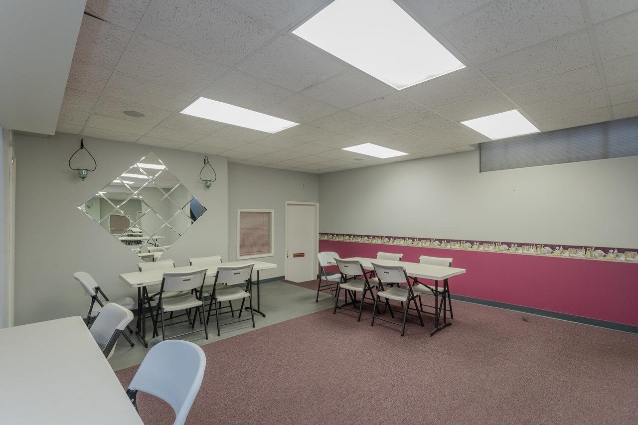 406 WEST SPOTSWOOD TRL, ELKTON, Virginia 22827, ,Commercial,406 WEST SPOTSWOOD TRL,670313 MLS # 670313