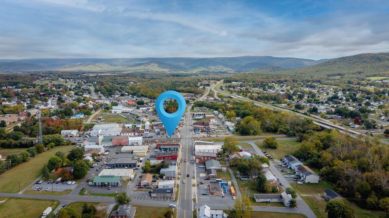 406 WEST SPOTSWOOD TRL, ELKTON, Virginia 22827, ,Commercial,406 WEST SPOTSWOOD TRL,670313 MLS # 670313