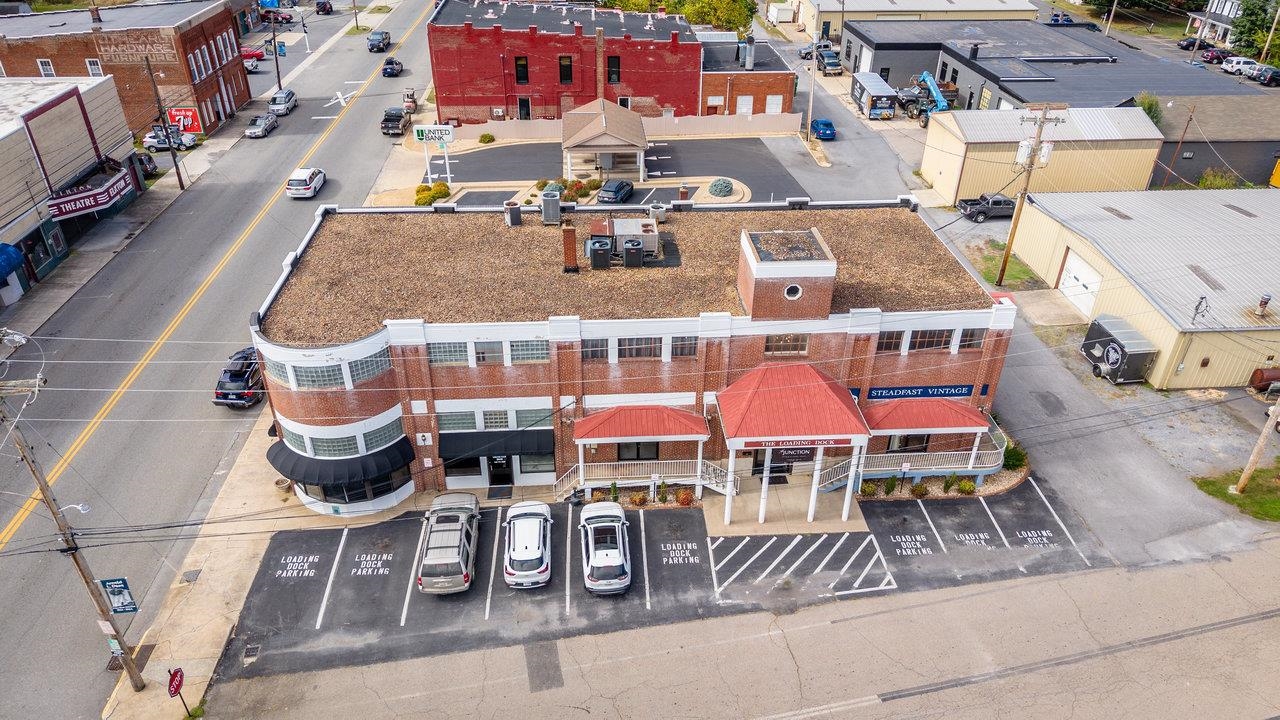 406 WEST SPOTSWOOD TRL, ELKTON, Virginia 22827, ,Commercial,406 WEST SPOTSWOOD TRL,670313 MLS # 670313