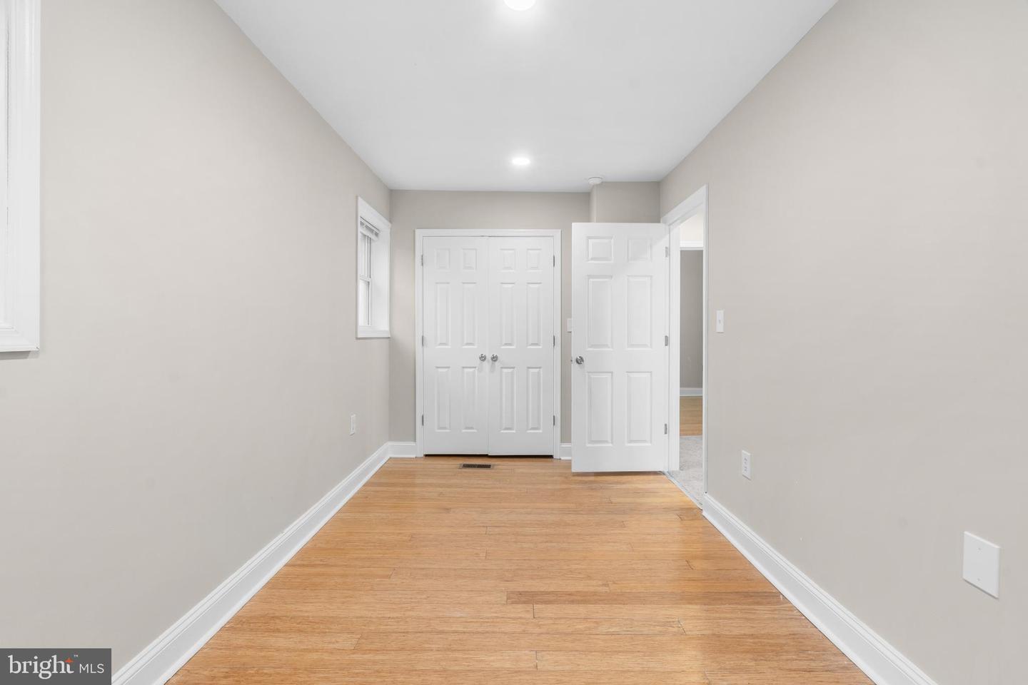 521 FOXHALL PL SE, WASHINGTON, District Of Columbia 20032, 4 Bedrooms Bedrooms, ,2 BathroomsBathrooms,Residential,For sale,521 FOXHALL PL SE,DCDC2189454 MLS # DCDC2189454