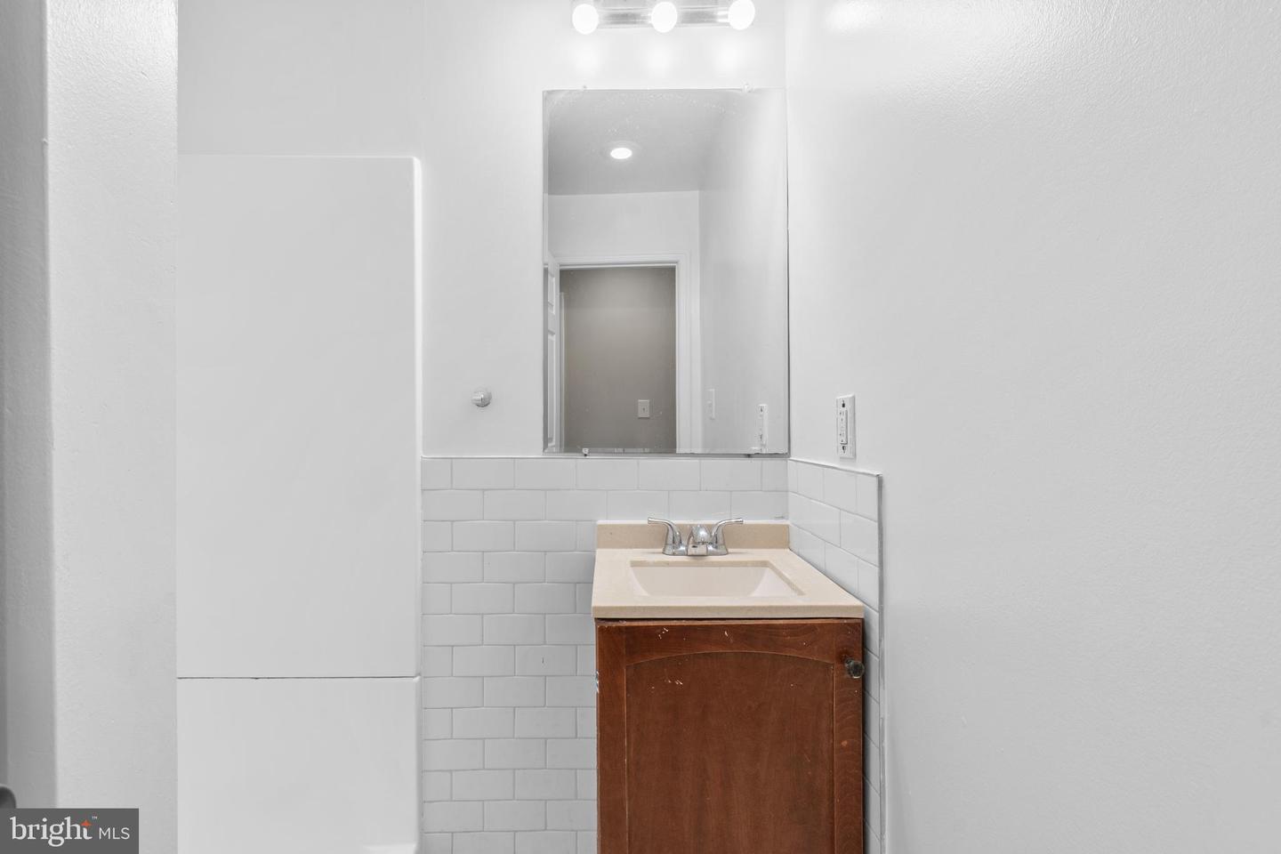 521 FOXHALL PL SE, WASHINGTON, District Of Columbia 20032, 4 Bedrooms Bedrooms, ,2 BathroomsBathrooms,Residential,For sale,521 FOXHALL PL SE,DCDC2189454 MLS # DCDC2189454