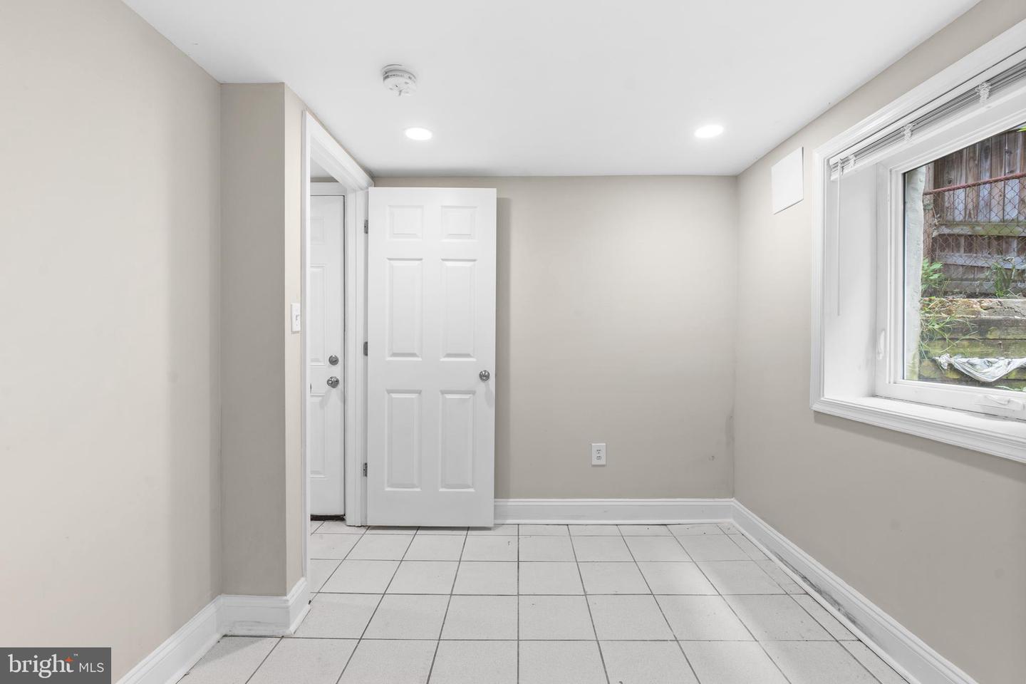 521 FOXHALL PL SE, WASHINGTON, District Of Columbia 20032, 4 Bedrooms Bedrooms, ,2 BathroomsBathrooms,Residential,For sale,521 FOXHALL PL SE,DCDC2189454 MLS # DCDC2189454