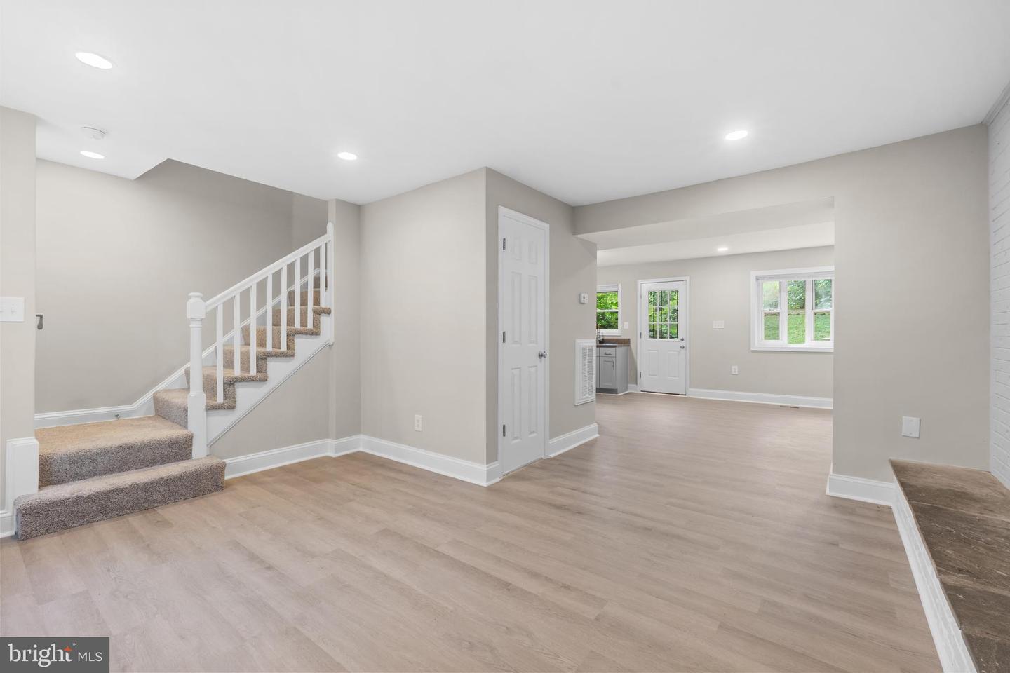 521 FOXHALL PL SE, WASHINGTON, District Of Columbia 20032, 4 Bedrooms Bedrooms, ,2 BathroomsBathrooms,Residential,For sale,521 FOXHALL PL SE,DCDC2189454 MLS # DCDC2189454