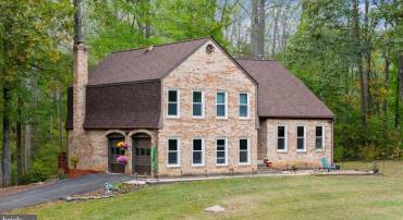 7414 KETTLE RIDGE DR, NOKESVILLE, Virginia, 4 Bedrooms Bedrooms, ,2 BathroomsBathrooms,Residential,7414 KETTLE RIDGE DR,VAFQ2019316 MLS # VAFQ2019316