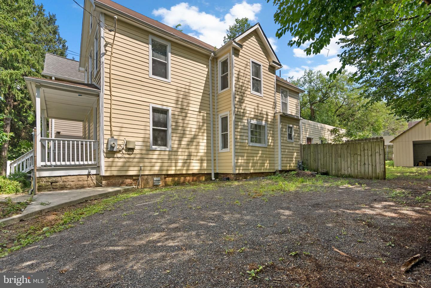 4035 GRANT ST NE, WASHINGTON, District Of Columbia 20019, 7 Bedrooms Bedrooms, ,4 BathroomsBathrooms,Residential,For sale,4035 GRANT ST NE,DCDC2211280 MLS # DCDC2211280